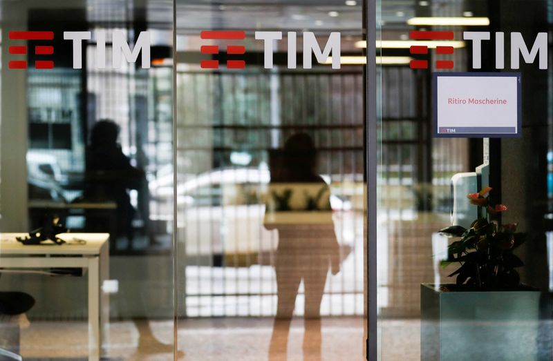 Telecom Italia shares fall as KKR's takeover approach falters