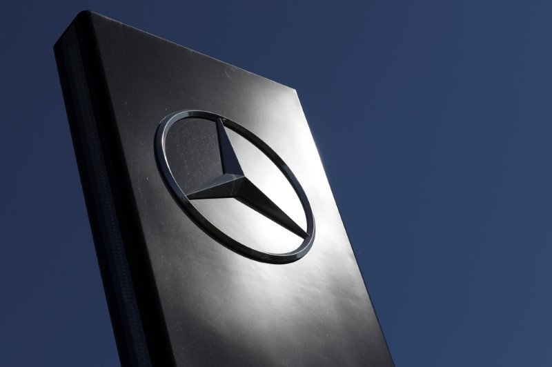 © Reuters. Logotipo da Mercedes-Benz
28/5/2020
REUTERS/Yves Herman