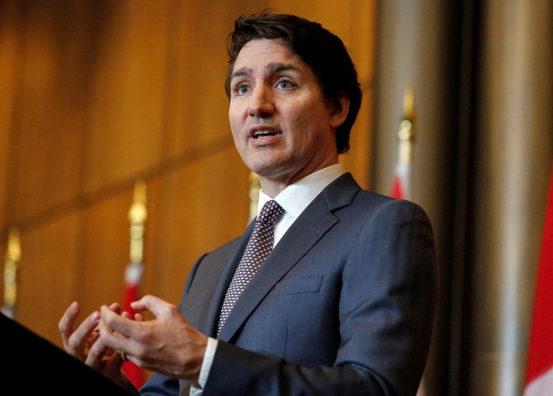 &copy; Reuters. FILE PHOTO: Canada's prime minister, Justin Trudeau, speaks at a press conference in Ottawa, Ontario, Canada March 22, 2022. REUTERS/Patrick Doyle/File Photo