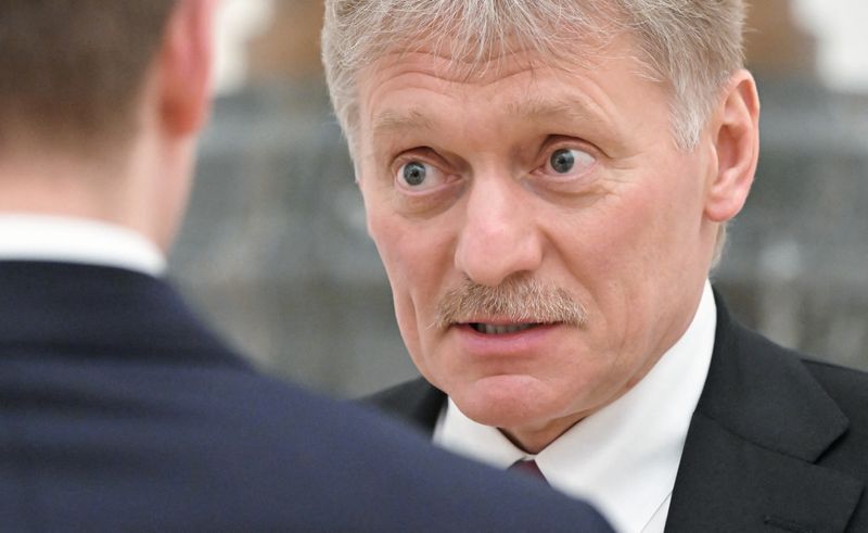 &copy; Reuters. FILE PHOTO: Kremlin spokesman Dmitry Peskov attends a joint news conference of Russian President Vladimir Putin and Belarusian President Alexander Lukashenko in Moscow, Russia February 18, 2022. Sputnik/Sergey Guneev/Kremlin via REUTERS 