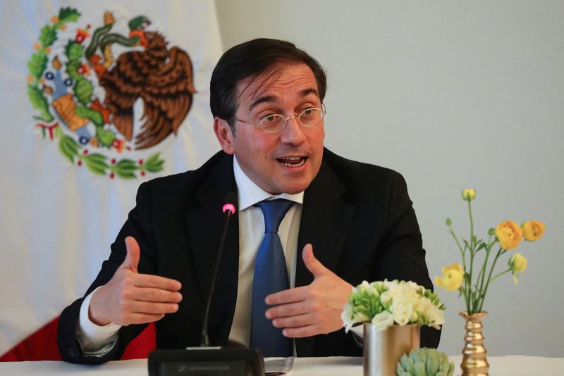 &copy; Reuters. وزير الخارجية الإسباني خوسيه مانويل ألباريس في اجتماع في مبنى وزارة الخارجية في مكسيكو سيتي في التاسع من مارس آذار 2022. تصوير: إدجارد جاريدو -