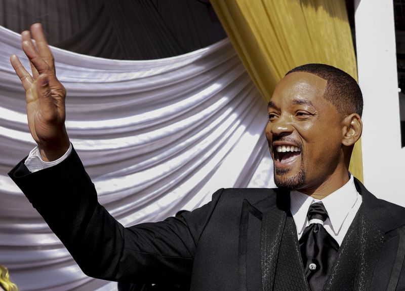&copy; Reuters. FILE PHOTO: Will Smith appears on the red carpet during the Oscars arrivals at the 94th Academy Awards in Hollywood, Los Angeles, California, U.S., March 27, 2022.