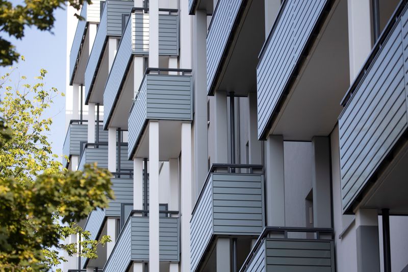 &copy; Reuters. FILE PHOTO: Facades of apartment buildings with micro apartments are pictured at Mitte district in Berlin, Germany, August 29, 2019. REUTERS/Axel Schmidt