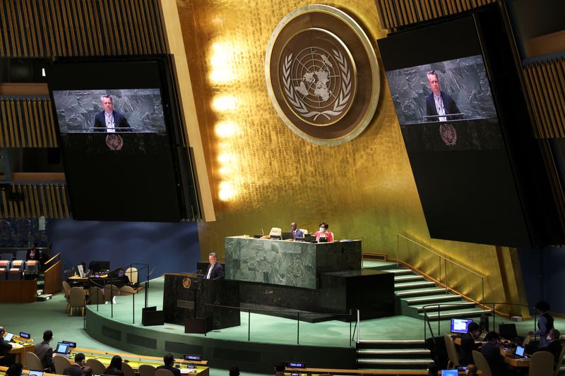 &copy; Reuters. Sergiy Kyslytsya, representante permanente de Ucrania ante Naciones Unidas, ofrece comentarios durante una sesión especial de emergencia de la Asamblea General de la ONU sobre la invasión de Rusia a Ucrania, en la sede de Naciones Unidas en la Ciudad de