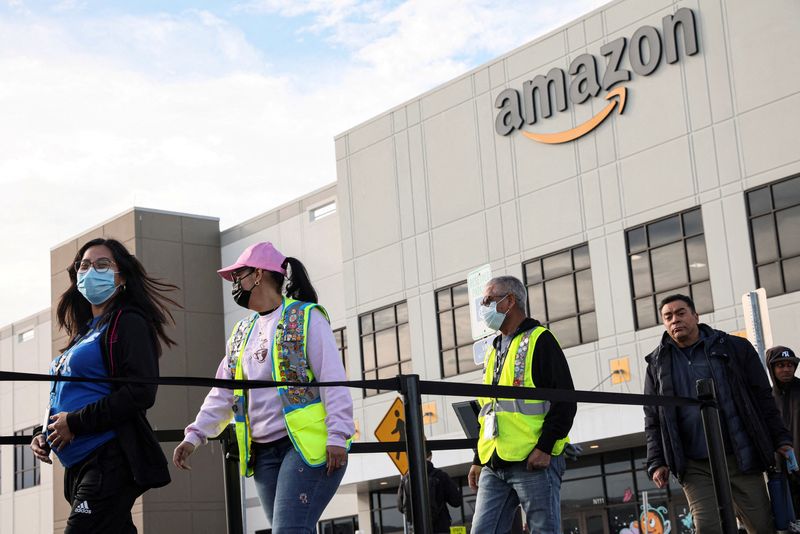 Amazon objecting to union's victory in New York, alleging interference