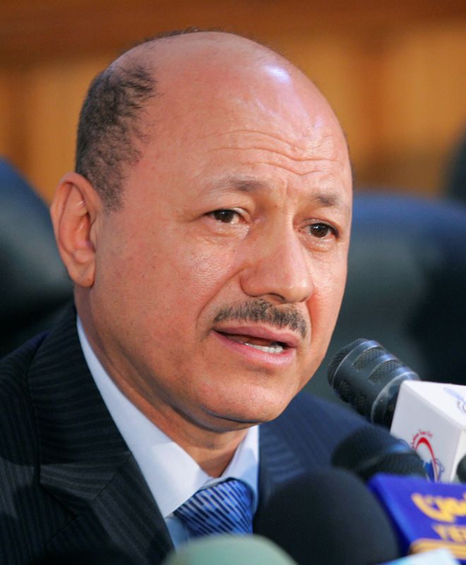 &copy; Reuters. رئيس مجلس القيادة الرئاسي في اليمن رشاد العليمي - صورة من أرشيف رويترز. 