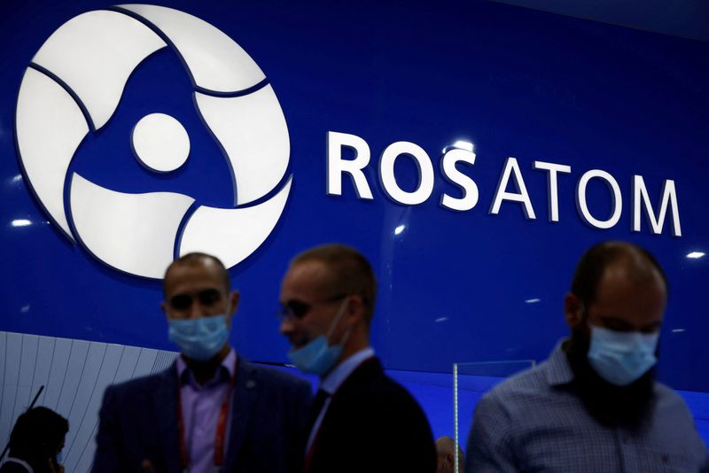 &copy; Reuters. FILE PHOTO: Participants are seen at the stand of Russian state nuclear agency Rosatom during the International military-technical forum "Army-2021" at Patriot Congress and Exhibition Centre in Moscow Region, Russia August 23, 2021. REUTERS/Maxim Shemetov