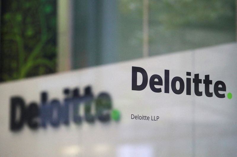 &copy; Reuters. FILE PHOTO: Offices of Deloitte are seen in London, Britain, September 25, 2017. REUTERS/Hannah McKay/File Photo