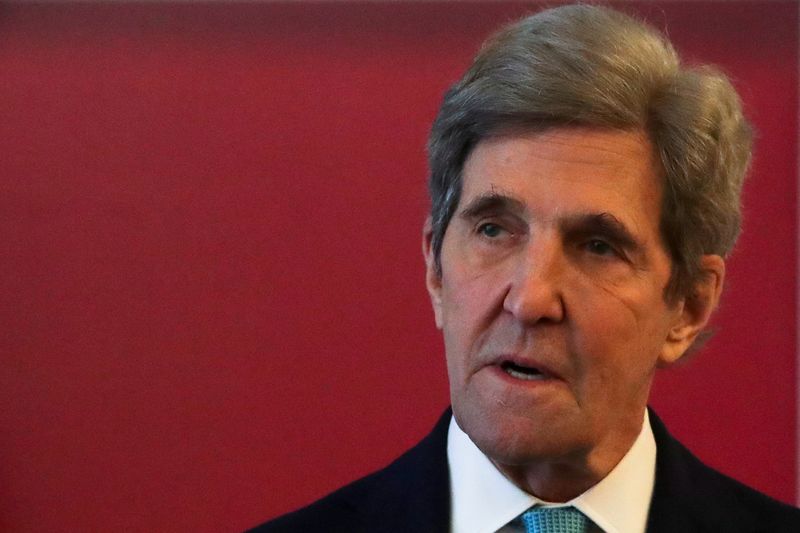 &copy; Reuters. FILE PHOTO: U.S. Special Presidential Envoy for Climate John Kerry gives a speech before he attends a meeting at the foreign ministry building (SRE) in Mexico City, Mexico February 9, 2022. REUTERS/Henry Romero/File Photo