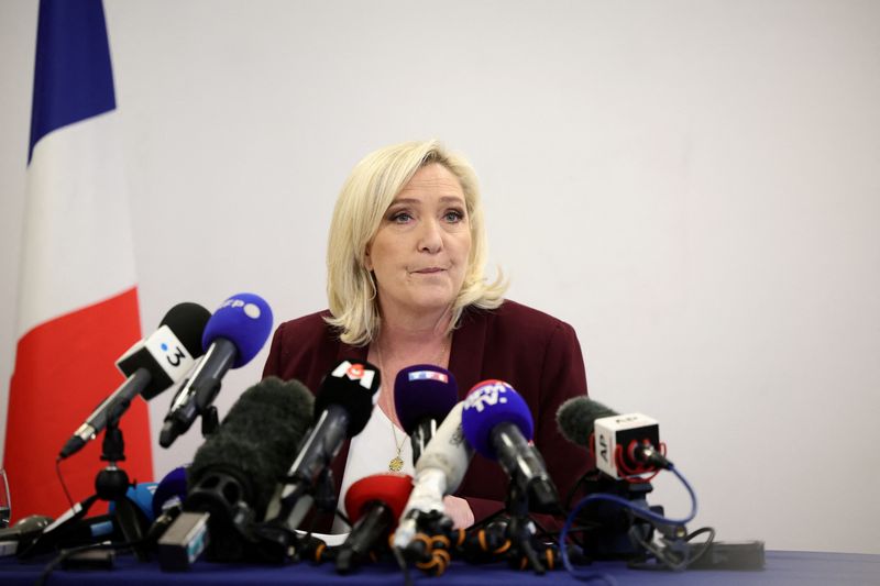 &copy; Reuters. Marine Le Pen, French far-right National Rally (Rassemblement National) party candidate for the 2022 French presidential election, speaks during a news conference on democracy and the exercise of power in Vernon, France, April 12, 2022. REUTERS/Sarah Meys
