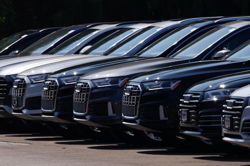 &copy; Reuters. FILE PHOTO: New Audi automobiles are shown for sale in Carlsbad, California, U.S., September 23, 2020.   REUTERS/Mike Blake/File Photo