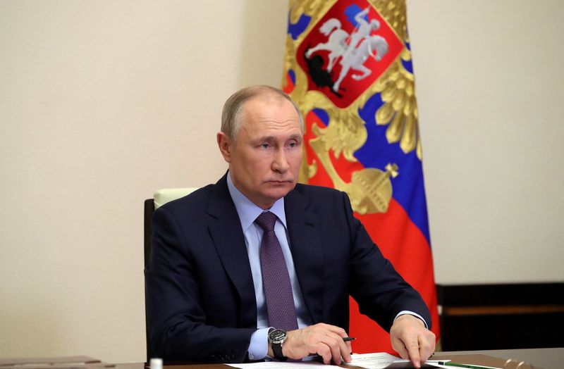 &copy; Reuters. Vladimir Poutine a déclaré jeudi que Moscou allait réorienter ses exportations énergétiques vers l'Asie maintenant que les pays européens s'efforcent de réduire leur dépendance à la Russie dans ce domaine. /Photo prise le 14 avril 2022/REUTERS/Sp