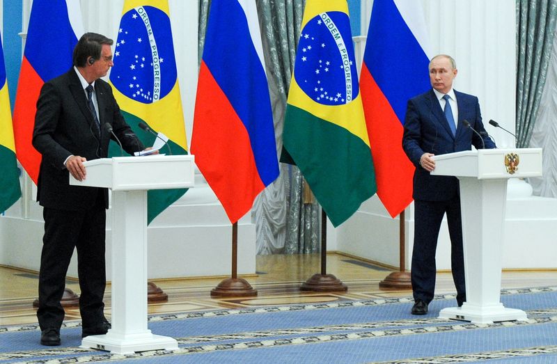 &copy; Reuters. Russian President Vladimir Putin and his Brazilian counterpart Jair Bolsonaro attend a news conference following their talks in Moscow, Russia February 16, 2022. Sputnik/Mikhail Klimentyev/Kremlin via REUTERS/File Photo