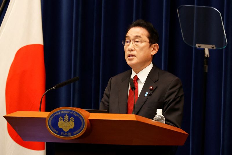 &copy; Reuters. FILE PHOTO: Japan's Prime Minister Fumio Kishida speaks during a news conference at the Prime Minister's official residence, in Tokyo, Japan April 8, 2022. Rodrigo Reyes Marin/Pool via REUTERS