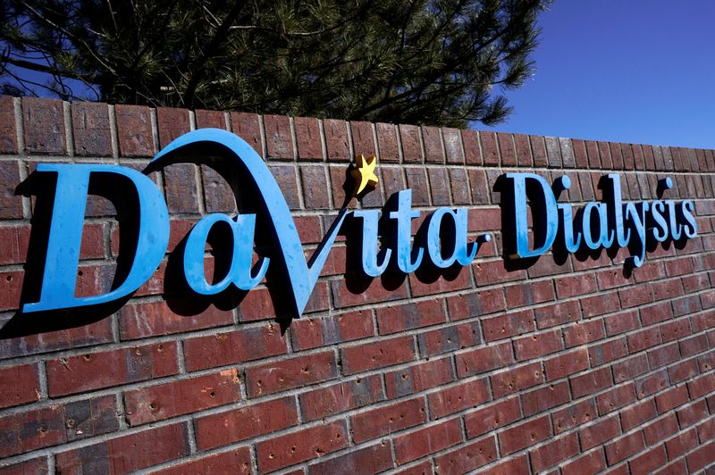 DaVita and its former CEO acquitted of antitrust charges