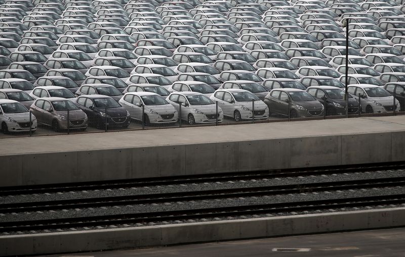 &copy; Reuters. FILE PHOTO: Vehicles are parked at a cargo terminal at Piraeus port, near Athens May 20, 2015.  REUTERS/Alkis Konstantinidis