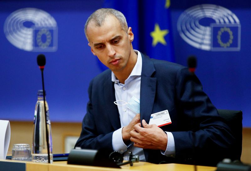 &copy; Reuters. FOTO DE ARCHIVO: El ministro danés de Inmigración e Integración, Mattias Tesfaye, asiste a una reunión en la Comisión de Libertades Civiles, Justicia y Asuntos de Interior (LIBE) del Parlamento Europeo, en Bruselas, Bélgica, el 13 de enero de 2022. 