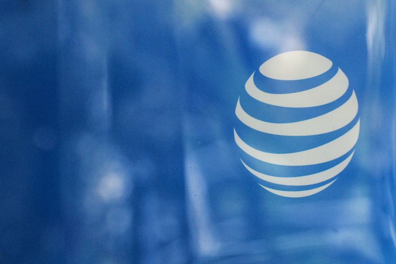 &copy; Reuters. FILE PHOTO: An AT&T logo is seen at an AT&T store in New York City, October 23, 2016. REUTERS/Stephanie Keith/File Photo