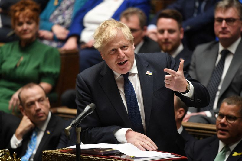 &copy; Reuters. FILE PHOTO: British Prime Minister Boris Johnson speaks as he takes questions at the House of Commons in London, Britain April 20, 2022. UK Parliament/Jessica Taylor/Handout via REUTERS