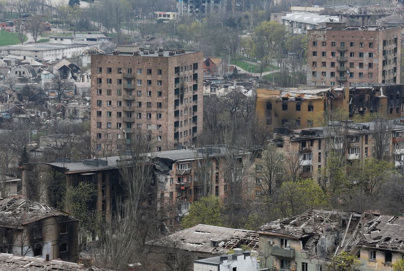 &copy; Reuters. FILE PHOTO: A view shows buildings damaged during Ukraine-Russia conflict in the southern port city of Mariupol, Ukraine April 19, 2022. REUTERS/Alexander Ermochenko