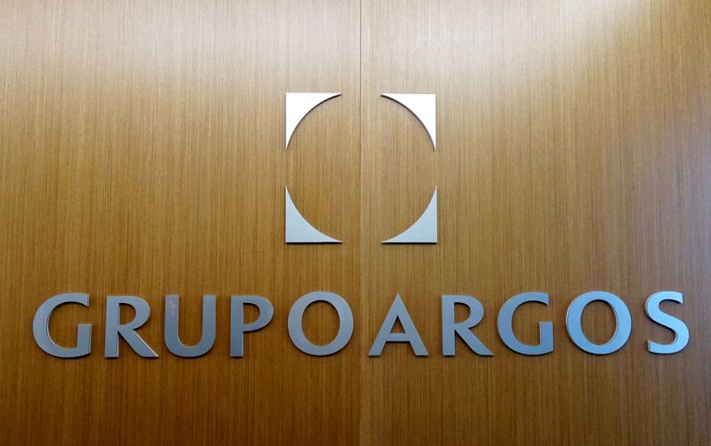 &copy; Reuters. FILE PHOTO: The logo of Grupo Argos is seen in Medellin, Colombia June 25, 2019. REUTERS/Luis Jaime Acosta