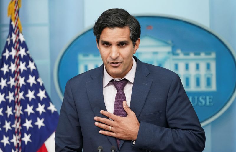&copy; Reuters. FILE PHOTO: Daleep Singh, U.S. Deputy National Security Advisor for international economics, speaks about sanctions against Russia during a press briefing at the White House in Washington, U.S., February 22, 2022. REUTERS/Kevin Lamarque     