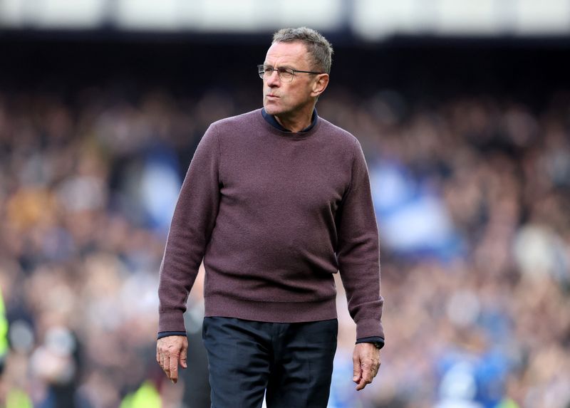 &copy; Reuters. FILE PHOTO: Soccer Football - Premier League - Everton v Manchester United - Goodison Park, Liverpool, Britain - April 9, 2022 Manchester United interim manager Ralf Rangnick looks dejected after the match REUTERS/Phil Noble 