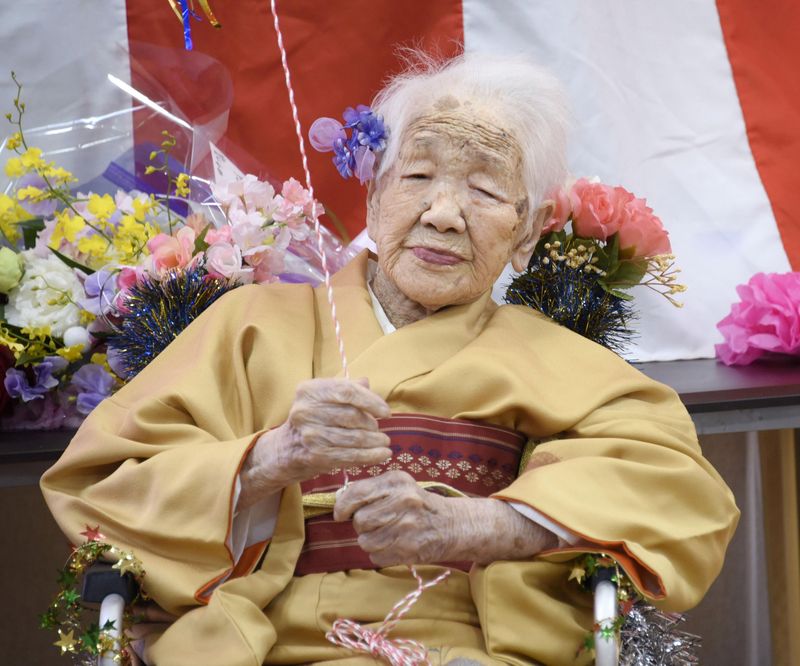 &copy; Reuters. Kane Tanaka, Japonaise de 119 ans, considérée comme la doyenne de l'humanité, est décédée le 19 avril à Fukuoka, dans l'ouest du Japon. /Photo d'archives/REUTERS/Kyodo