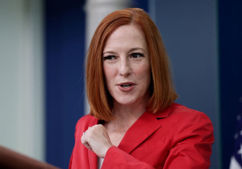 &copy; Reuters. White House Press Secretary Jen Psaki holds the daily press briefing at the White House in Washington, U.S., April 25, 2022. REUTERS/Evelyn Hockstein