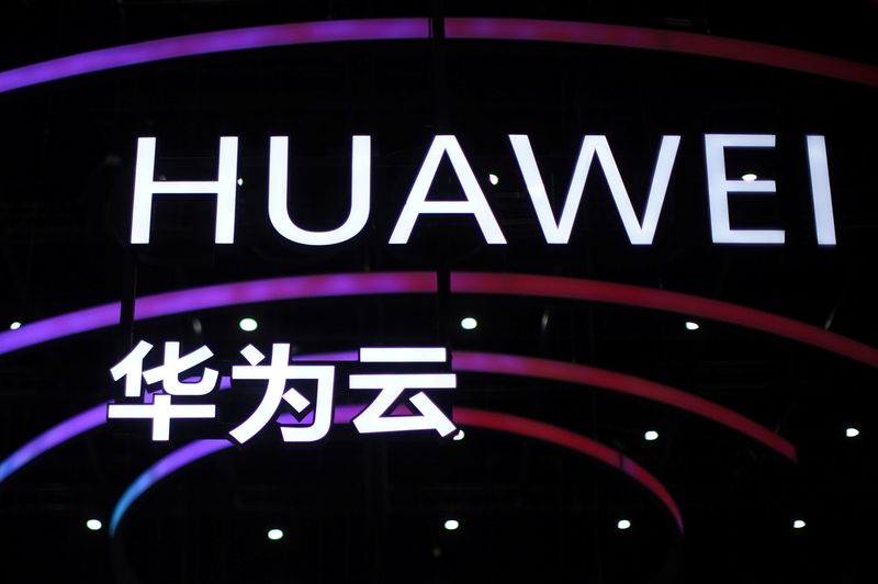 &copy; Reuters. FILE PHOTO: Letterings that form the name of Chinese smartphone and telecoms gear maker Huawei are seen during Huawei Connect in Shanghai, China, September 23, 2020. REUTERS/Aly Song