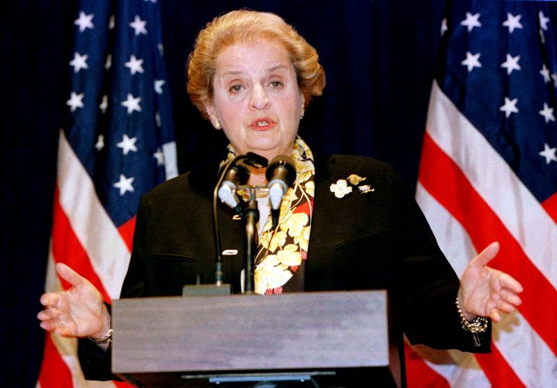 &copy; Reuters. FILE PHOTO: U.S. Secretary of State Madeleine Albright speaks to reporters following her meeting with Israeli Foreign Minister David-Levy and Palestinian Authority senior negotiator Mahmoud-Abbas which took place on the fringes of the 52nd session of the 