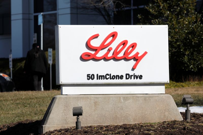&copy; Reuters. FILE PHOTO: A sign is pictured outside an Eli Lilly and Company pharmaceutical manufacturing plant at 50 ImClone Drive in Branchburg, New Jersey, March 5, 2021. Picture taken March 5, 2021. REUTERS/Mike Segar/File Photo