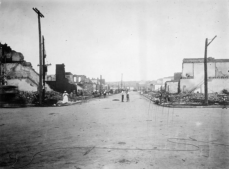 &copy; Reuters. FILE PHOTO: A view of the Greenwood neighborhood after a mob passed during the race massacre in Tulsa, Oklahoma, U.S., June 1, 1921. American National Red Cross/Library of Congress/Handout via REUTERS 