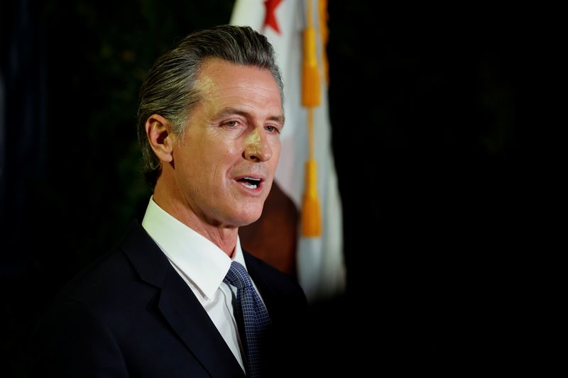 &copy; Reuters. FILE PHOTO: California Governor Gavin Newsom makes an appearance after the polls close on the recall election, at the California Democratic Party headquarters in Sacramento, California, U.S., September 14, 2021.  REUTERS/Fred Greaves/File Photo