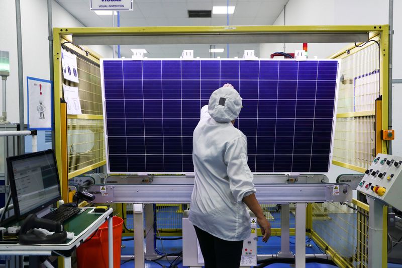 &copy; Reuters. Fábrica de equipamentos de energia solar em Campinas, SP
13/02/2020
REUTERS/Amanda Perobelli