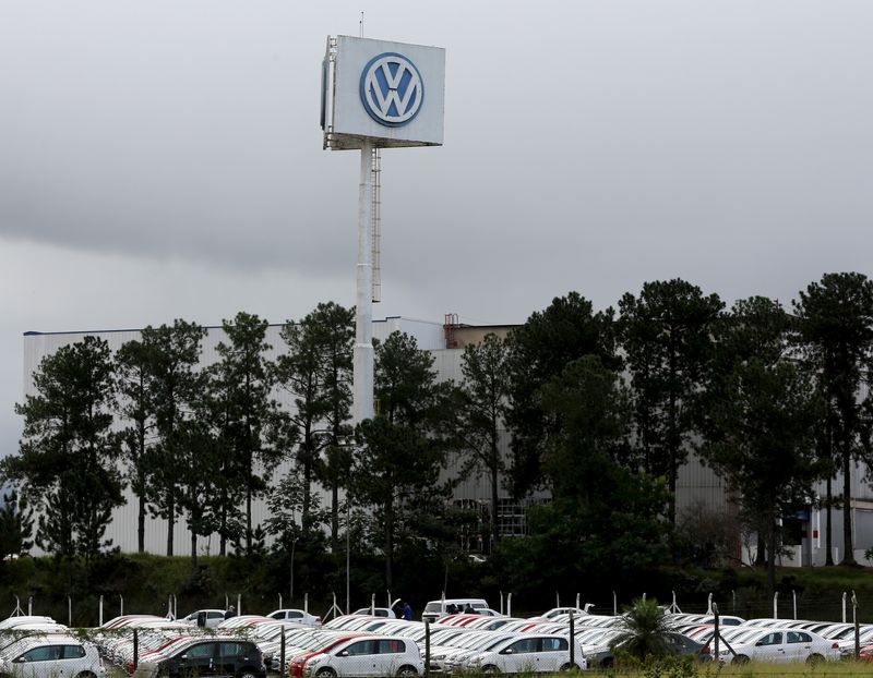 &copy; Reuters. Fábrica da Volkswagen em Taubaté (SP) 
19/06/2015
REUTERS/Paulo Whitaker
