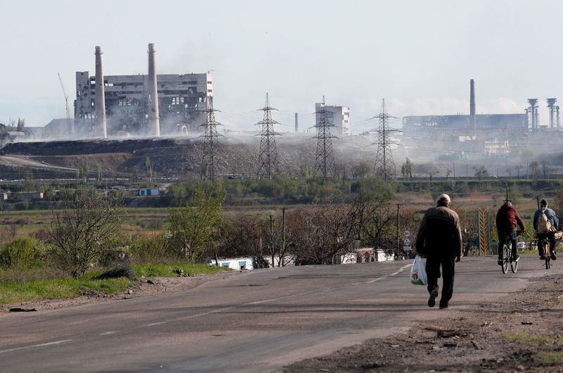 &copy; Reuters. Las instalaciones dañadas de Azovstal Iron and Steel Works durante el conflicto entre Ucrania y Rusia en la ciudad portuaria del sur de Mariúpol, Ucrania, 3 de mayo de 2022. REUTERS/Alexander Ermochenko