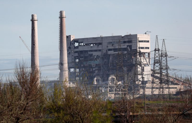 &copy; Reuters. صورة لمصنع آزوفستال للصلب بمدينة ماريوبول الأوكرانية بتاريخ الثالث من مايو ايار 2022. تصوير: الكسندر إرموتشينكو - رويترز. 