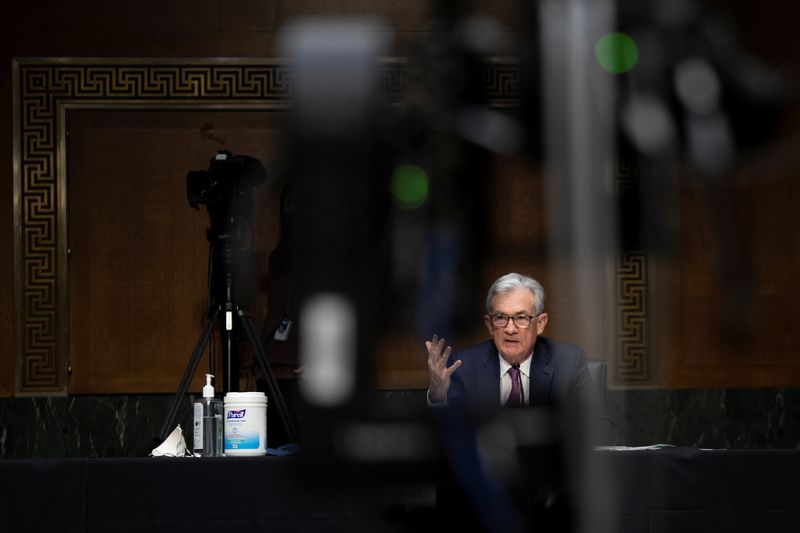 &copy; Reuters. U.S. Federal Reserve Board Chairman Jerome Powell speaks during his re-nominations hearing of the Senate Banking, Housing and Urban Affairs Committee on Capitol Hill,  in Washington, U.S., January 11, 2022. Brendan Smialowski/Pool via REUTERS/Files