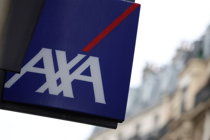 &copy; Reuters. FILE PHOTO: The logo of French Insurer Axa is seen outside a building in Paris, France, February 4, 2022. REUTERS/Sarah Meyssonnier