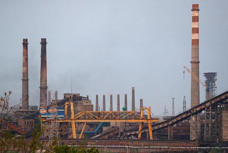 &copy; Reuters. Foto de archivo de la planta siderúrgica de Azovstal en Mariupol
May 5, 2022. REUTERS/Alexander Ermochenko