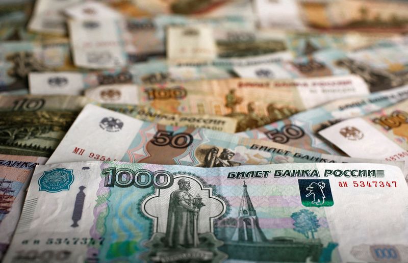 &copy; Reuters. FILE PHOTO: A picture illustration shows Russian rouble banknotes of various denominations on a table in Warsaw, Poland, January 22, 2016. REUTERS/Kacper Pempel