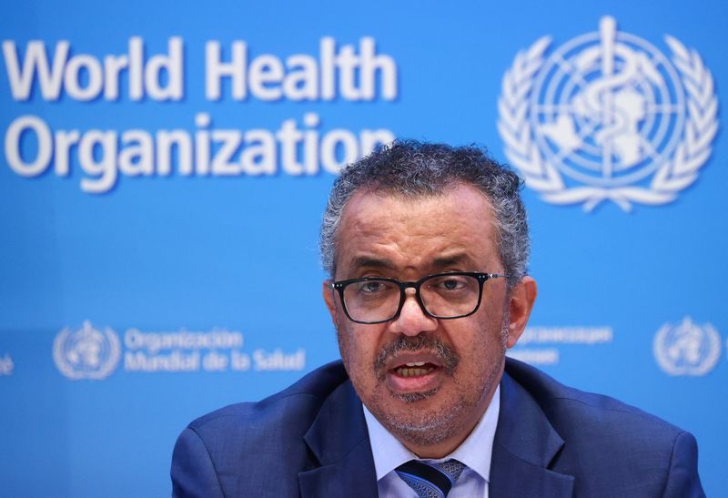 &copy; Reuters. Diretor-geral da OMS, Tedros Adhanom Ghebreyesus, durante coletiva de imprensa em Genebra
20/12/2021 REUTERS/Denis Balibouse