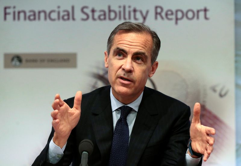 &copy; Reuters. FOTO DE ARCHIVO: El gobernador del Banco de Inglaterra, Mark Carney, habla durante una rueda de prensa en el Banco de Inglaterra en Londres, el 1 de diciembre de 2015.REUTERS/Suzanne Plunkett