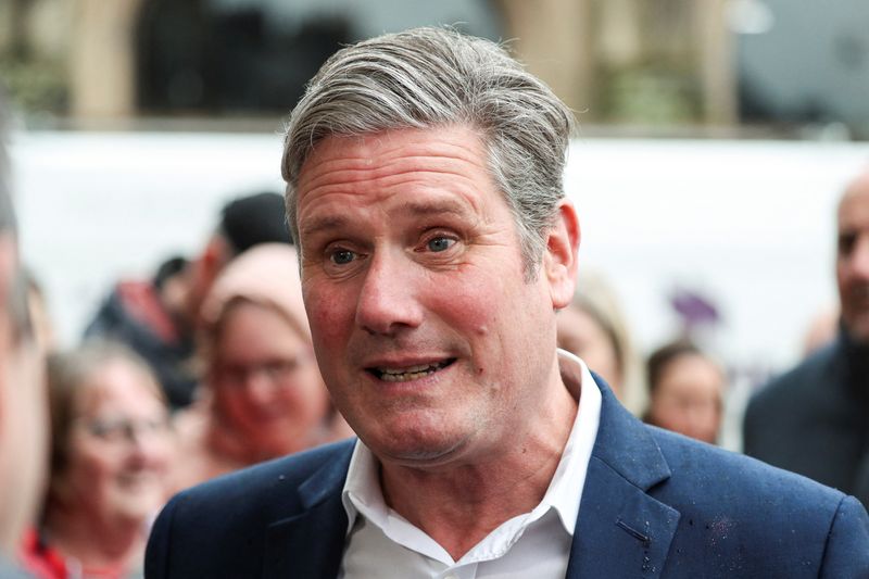 &copy; Reuters. FILE PHOTO: Britain's Labour leader Keir Starmer speaks to the media at an event celebrating the results of the 2022 local elections in Carlisle, Britain May 6, 2022. REUTERS/Scott Heppell