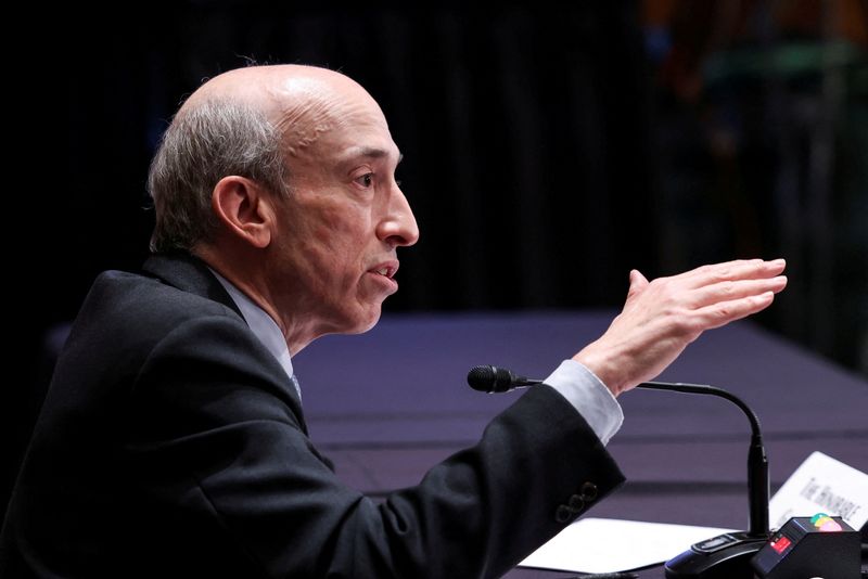 © Reuters. FILE PHOTO: U.S. Securities and Exchange Commission (SEC) Chair Gary Gensler testifies before a Senate Banking, Housing, and Urban Affairs Committee oversight hearing on the SEC on Capitol Hill in Washington, U.S., September 14, 2021. REUTERS/Evelyn Hockstein/Pool/