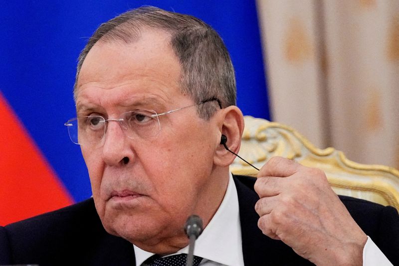 &copy; Reuters. FILE PHOTO: Russian Foreign Minister Sergei Lavrov attends a news conference after his talks with representatives of Arab League nations, in Moscow, Russia, April 4, 2022. Alexander Zemlianichenko/Pool via REUTERS/File Photo
