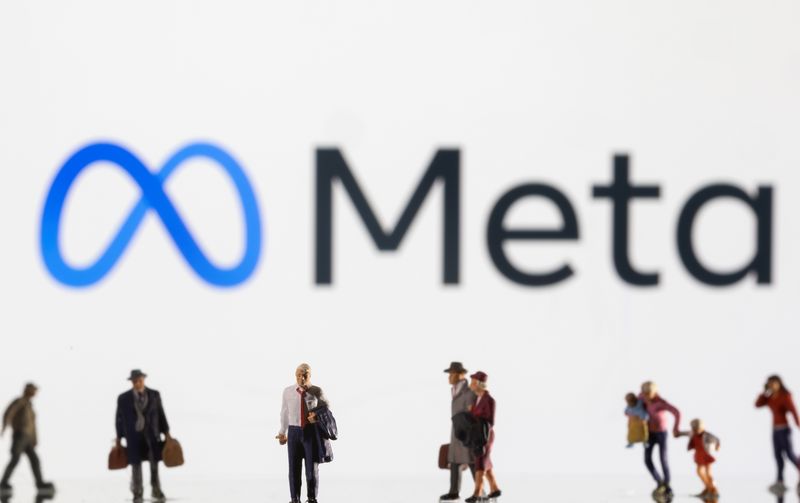 Exclusive-Facebook-owner Meta tells hardware staffers to prepare for cutbacks