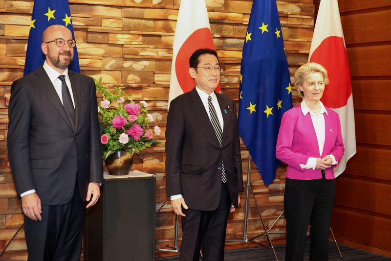 EU seeks bigger role in Asia's 'theatre of tensions', agrees with Japan on Russia cooperation