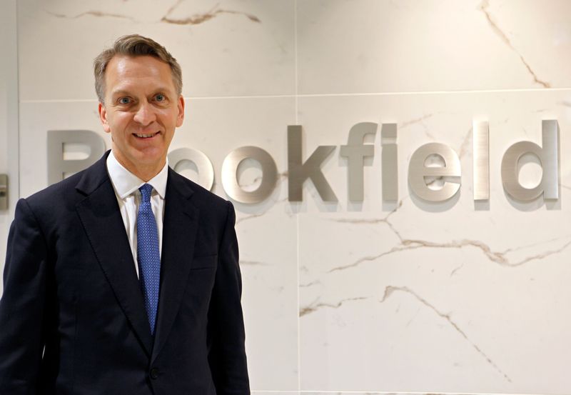 Canada's Brookfield to list 25% of asset management unit